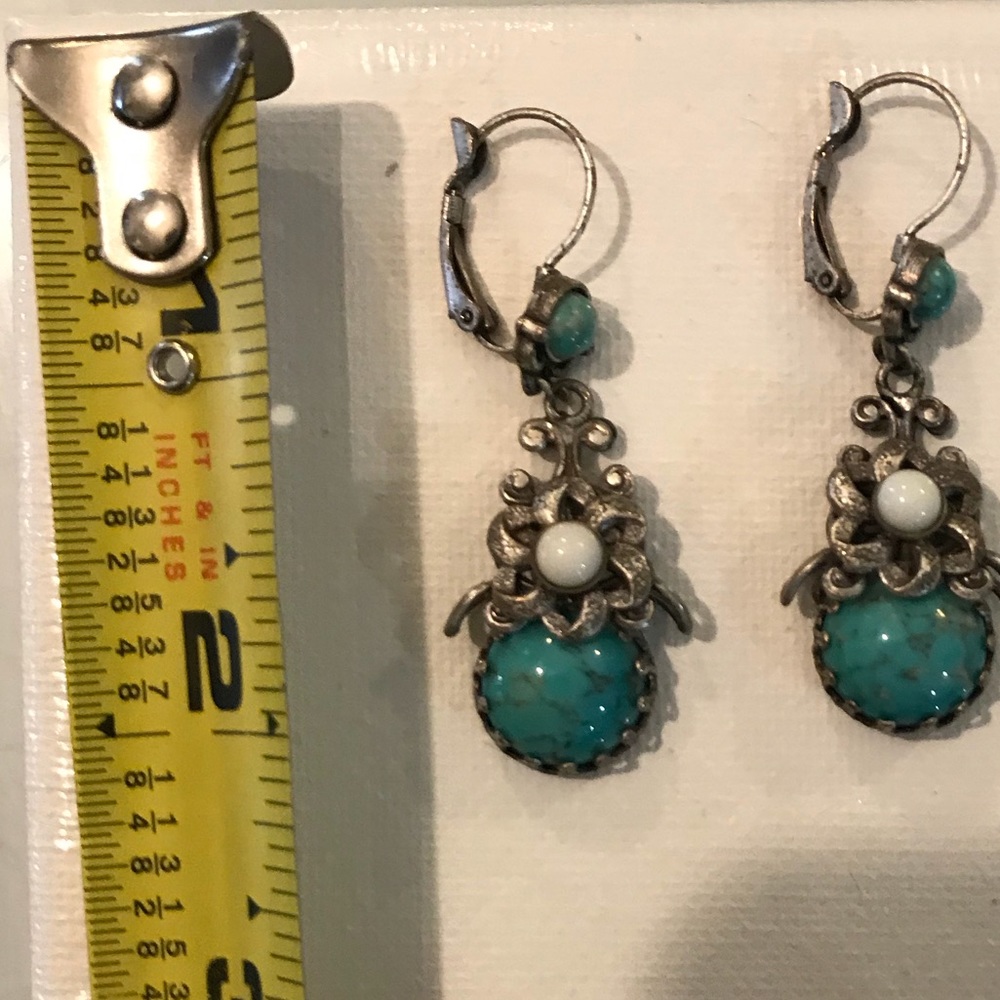 Vintage style turquoise earrings